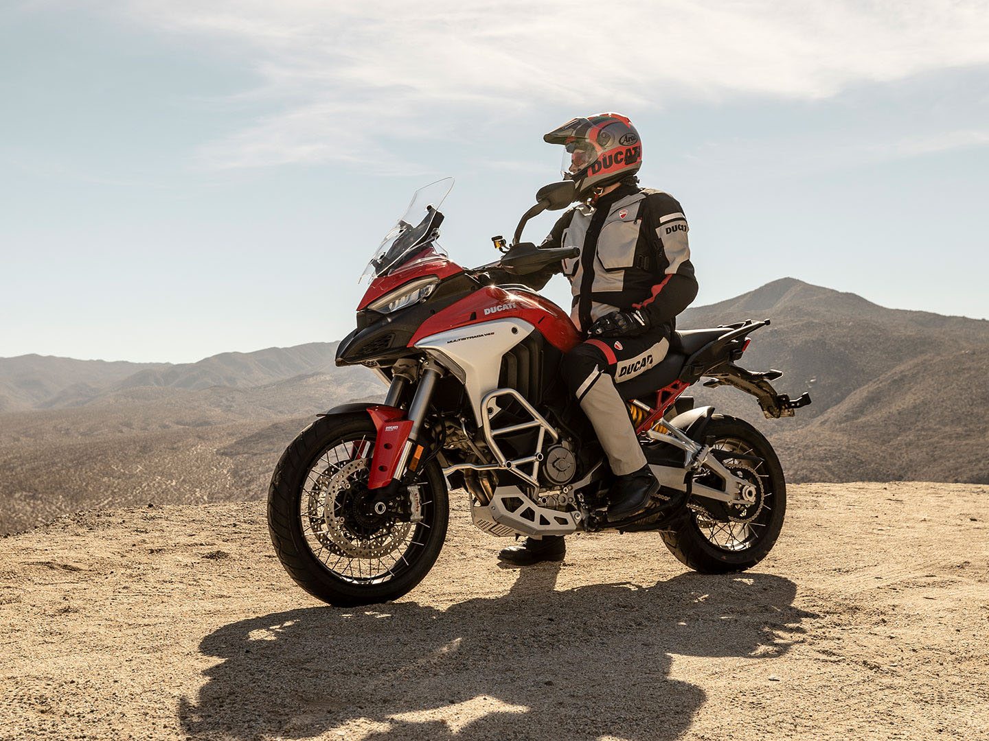 Multistrada v4 enduro top