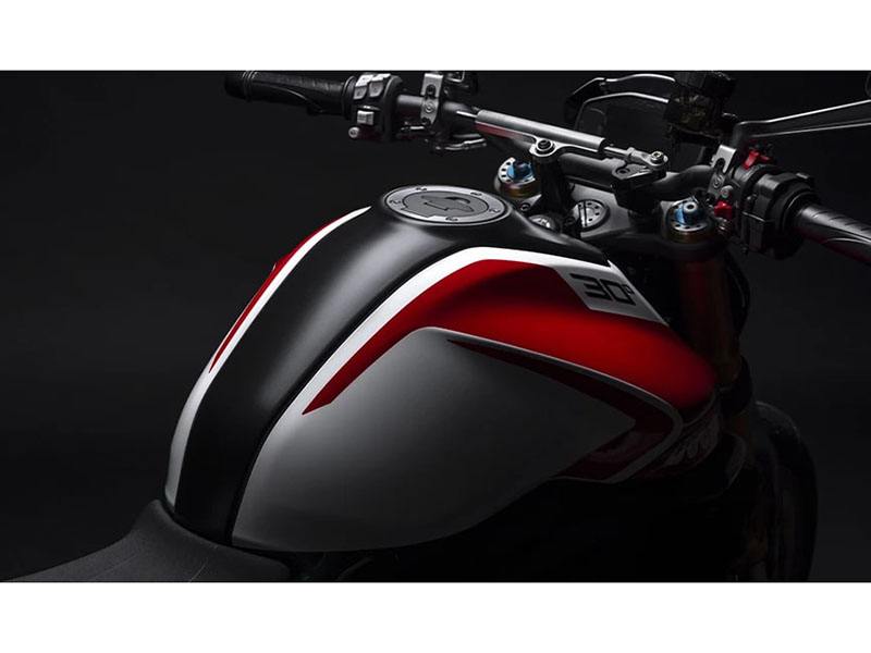 2024 Ducati Monster 30th Anniversario in Foxboro, Massachusetts - Photo 12