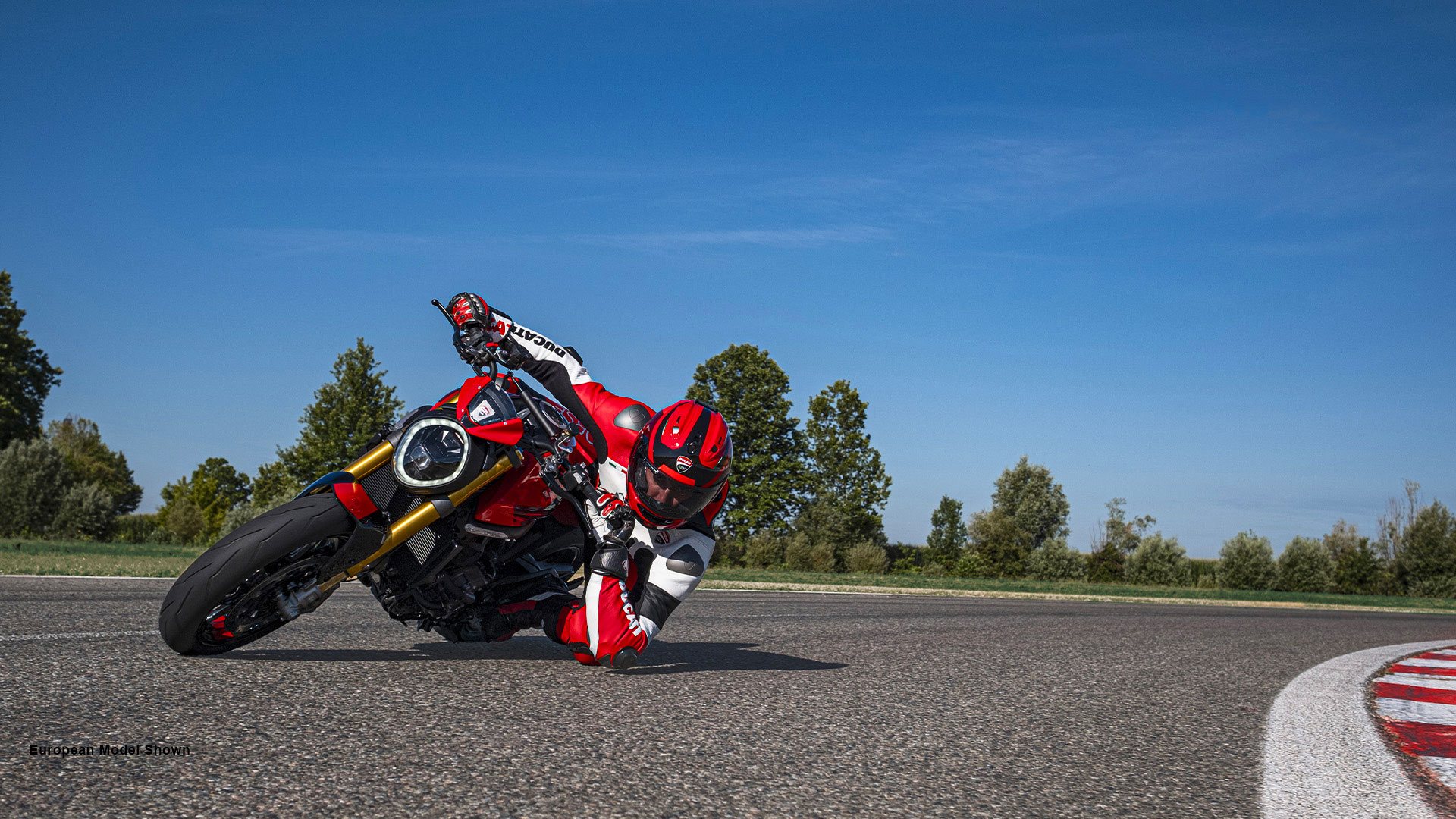 2024 Ducati Monster SP in Portland, Oregon - Photo 10