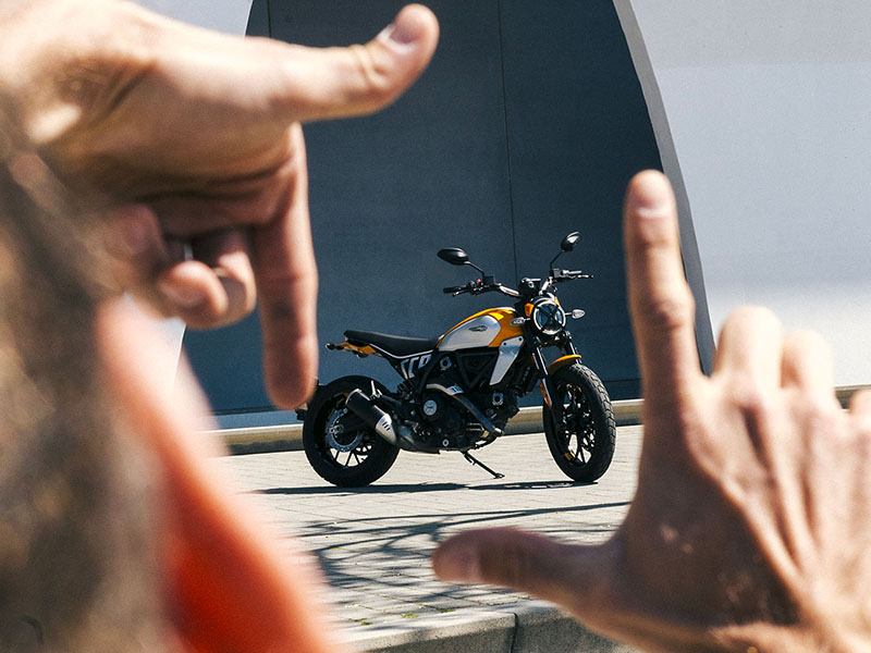 2024 Ducati Scrambler Icon in Portland, Oregon - Photo 14