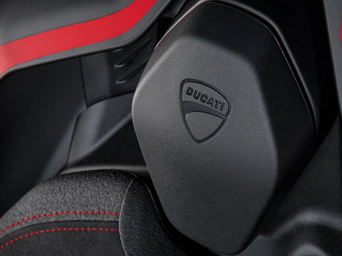 2024 Ducati Streetfighter V4 SP2 in Portland, Oregon - Photo 8