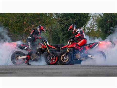 2024 Ducati Hypermotard 698 Mono in Foxboro, Massachusetts - Photo 19
