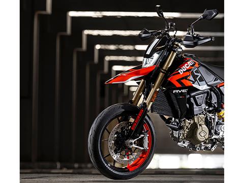 2024 Ducati Hypermotard 698 Mono RVE in Foxboro, Massachusetts - Photo 11