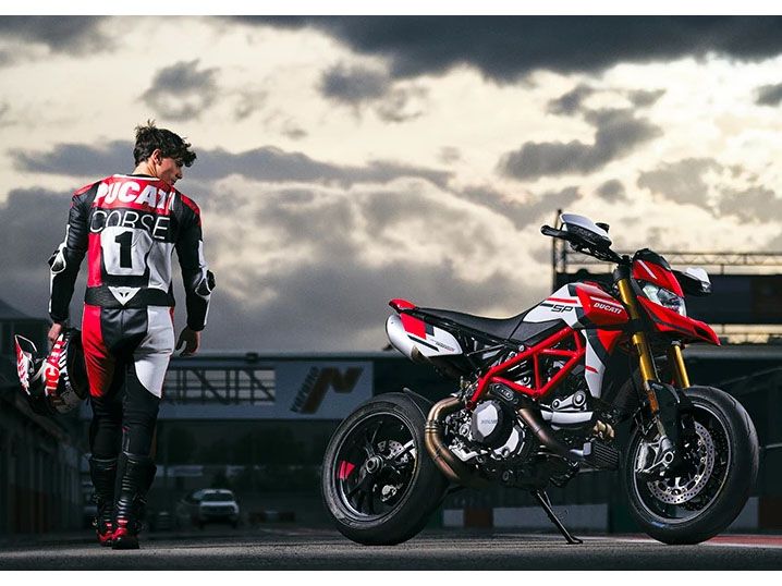 2024 Ducati Hypermotard 950 SP in Foxboro, Massachusetts - Photo 10