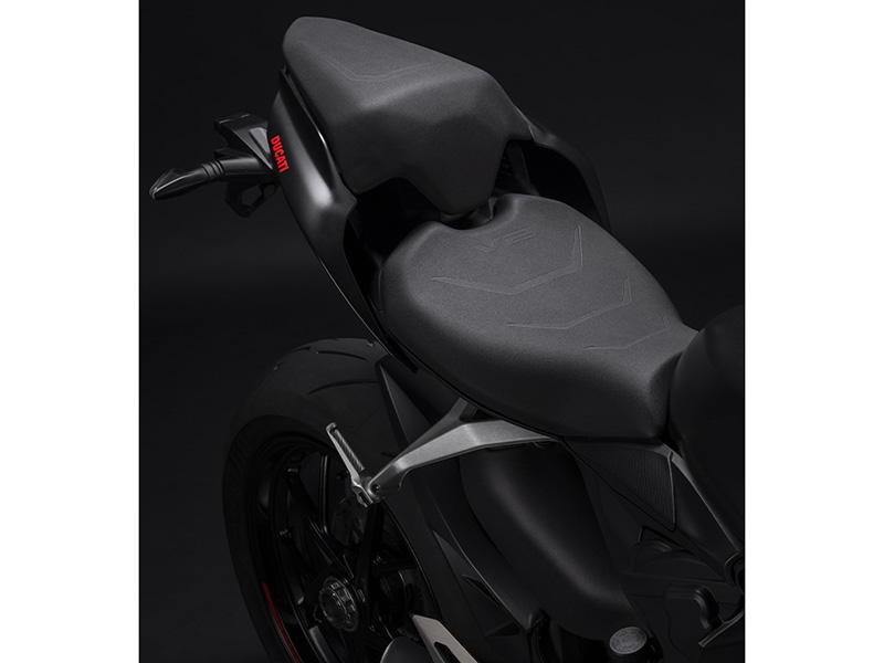 2024 Ducati Panigale V2 in Portland, Oregon - Photo 5
