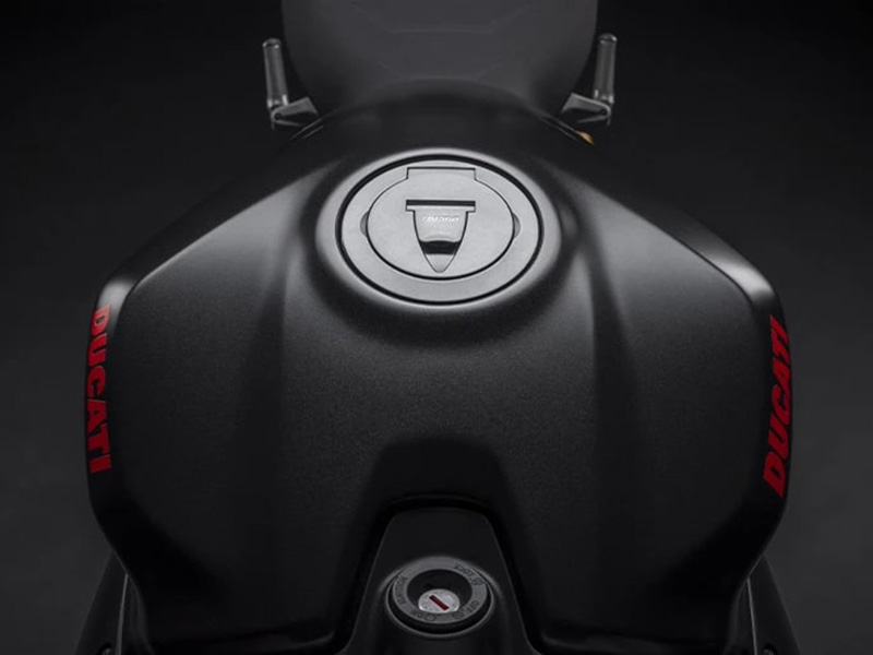 2024 Ducati Panigale V2 in Portland, Oregon - Photo 9