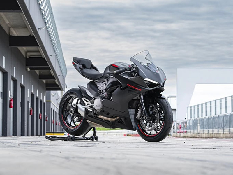 2024 Ducati Panigale V2 in Portland, Oregon - Photo 12