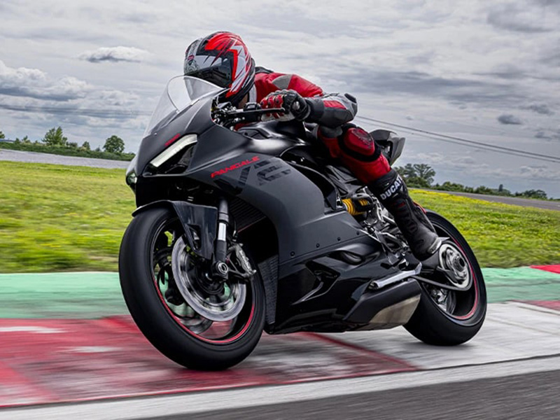 2024 Ducati Panigale V2 in Portland, Oregon - Photo 15