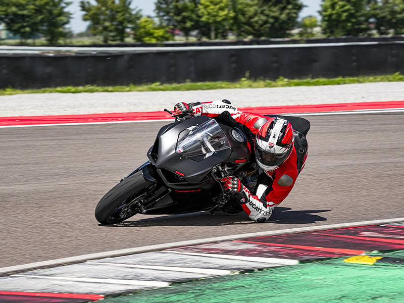 2024 Ducati Panigale V2 in Portland, Oregon - Photo 20