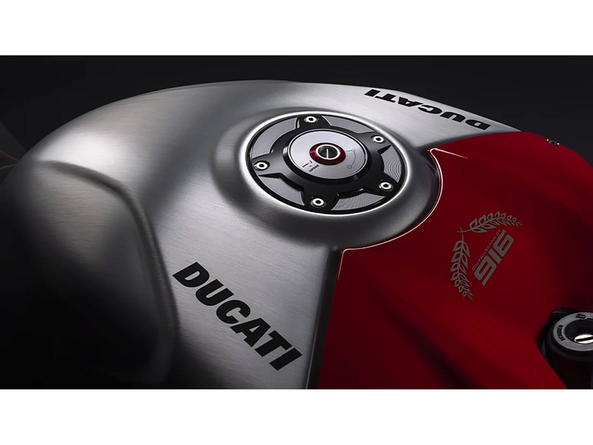 2024 Ducati Panigale V4 SP2 30th Anniversario 916 in Portland, Oregon - Photo 18