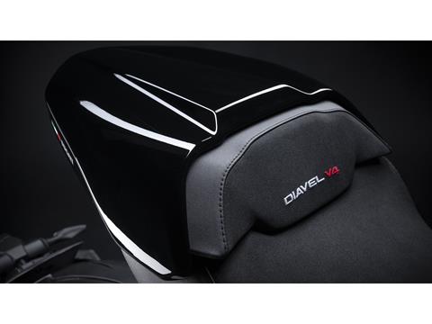 2025 Ducati Diavel V4 in Portland, Oregon - Photo 12