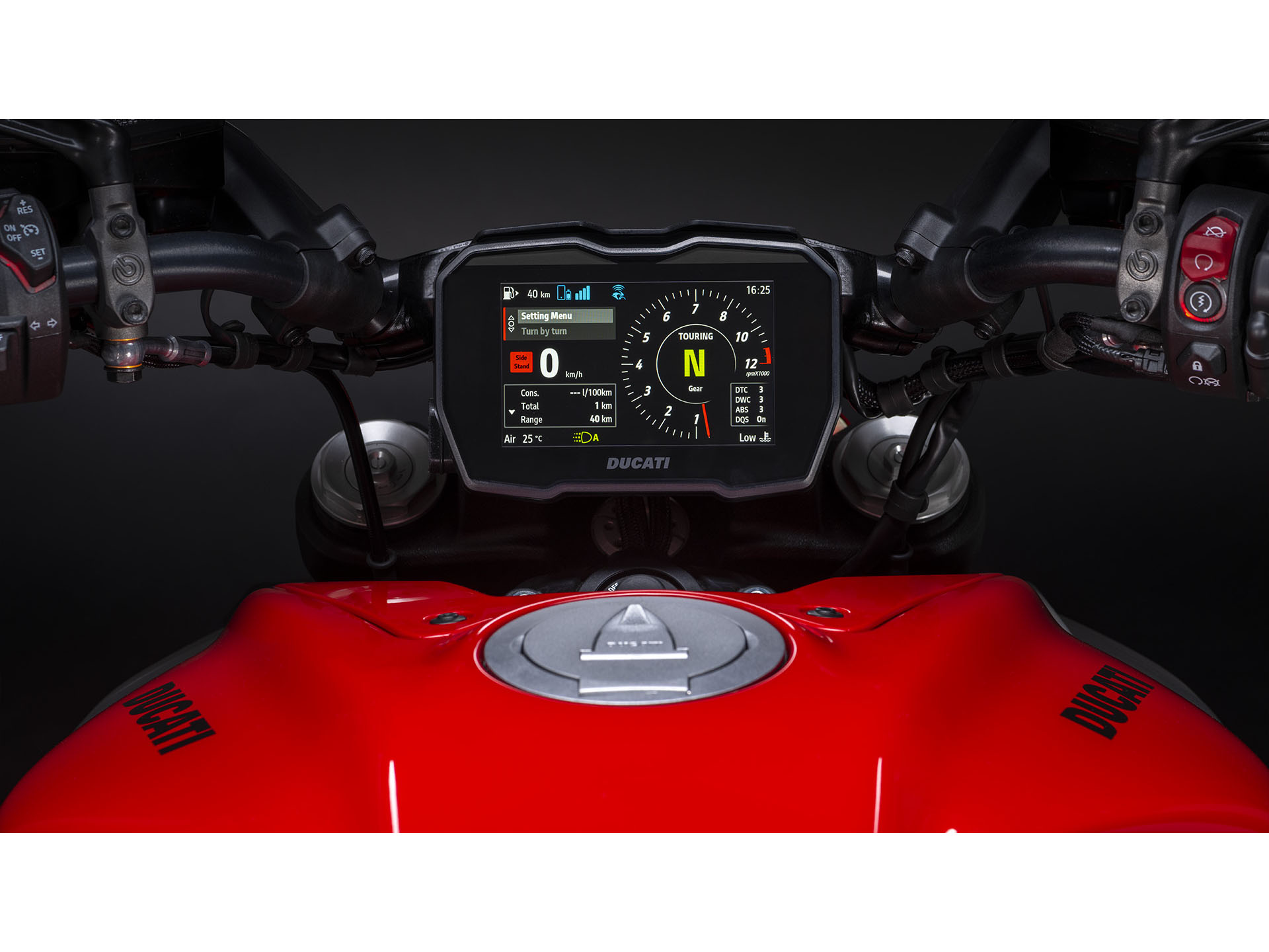 2025 Ducati Diavel V4 in Portland, Oregon - Photo 15
