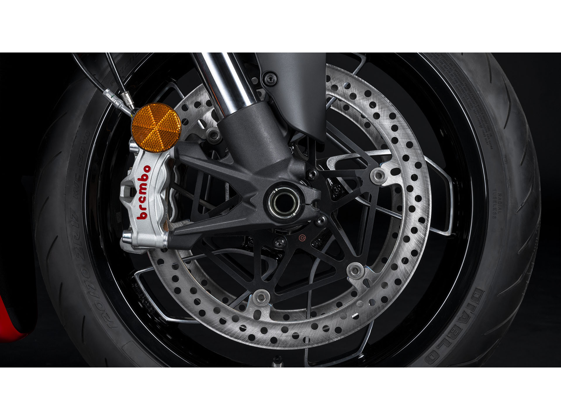 2025 Ducati Diavel V4 in Portland, Oregon - Photo 16