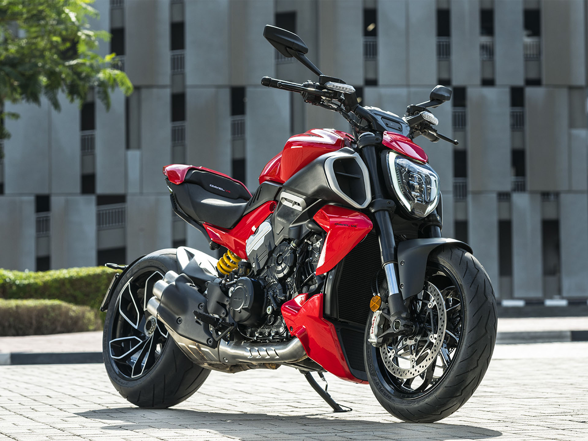 2025 Ducati Diavel V4 in Portland, Oregon - Photo 19