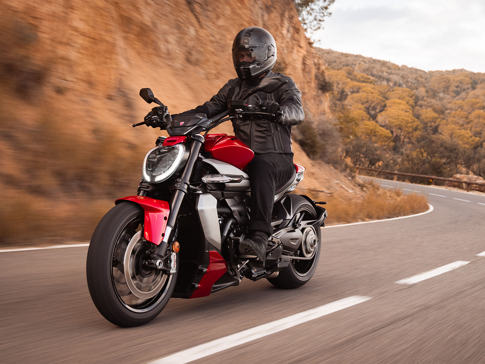 2025 Ducati XDiavel V4 in Portland, Oregon - Photo 6