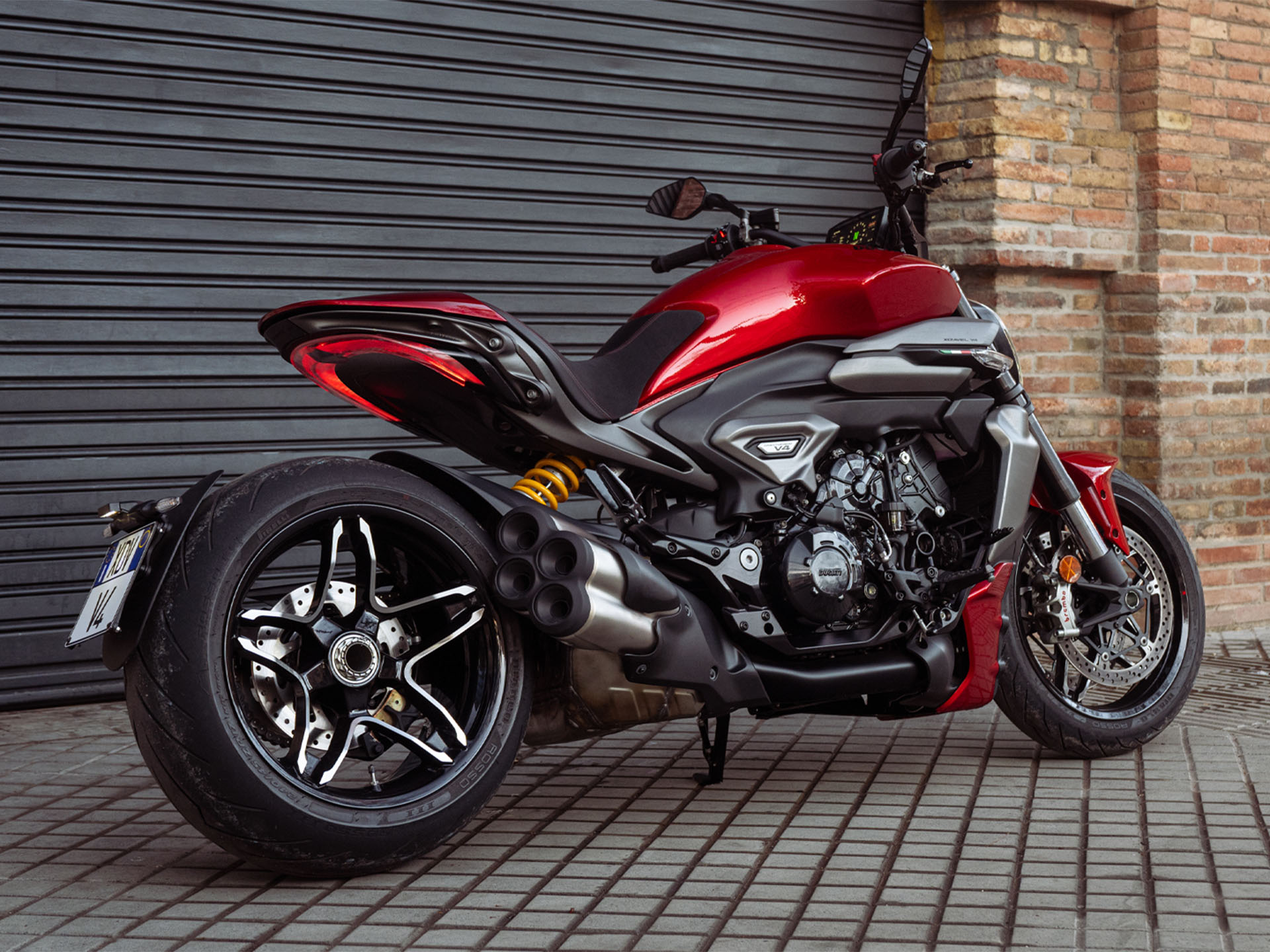 2025 Ducati XDiavel V4 in Portland, Oregon - Photo 11