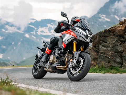 2025 Ducati Multistrada V4 Pikes Peak in Portland, Oregon - Photo 15