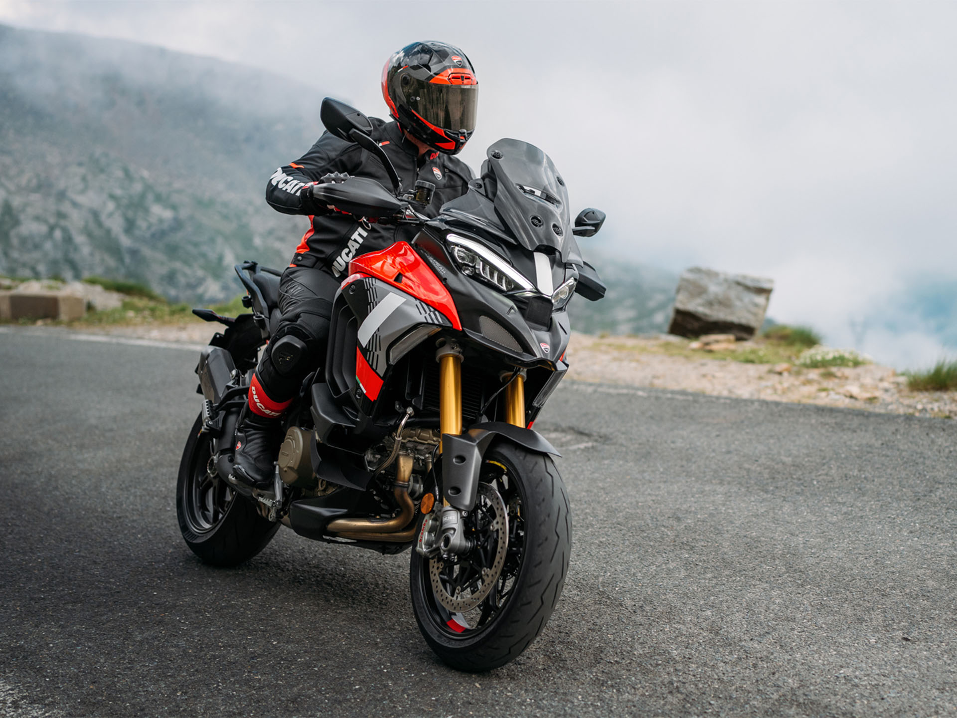 2025 Ducati Multistrada V4 Pikes Peak in Portland, Oregon - Photo 18