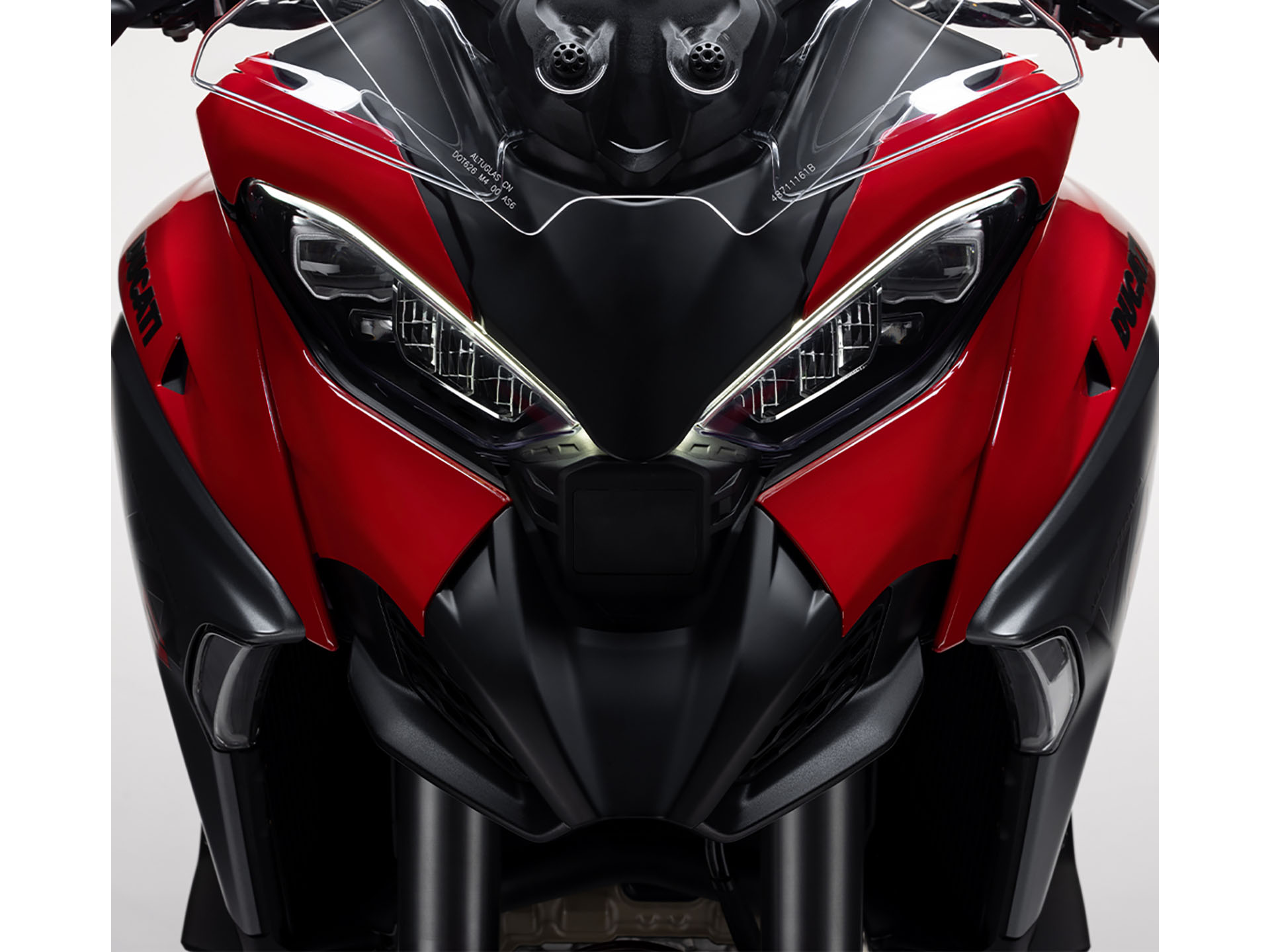 2025 Ducati Multistrada V4 S Travel & Radar in Portland, Oregon - Photo 10