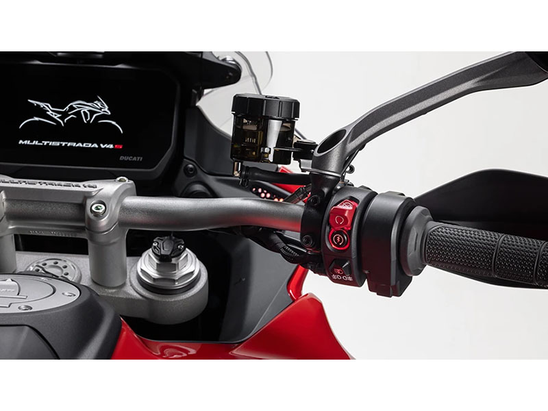 2025 Ducati Multistrada V4 S Travel & Radar in Portland, Oregon - Photo 11