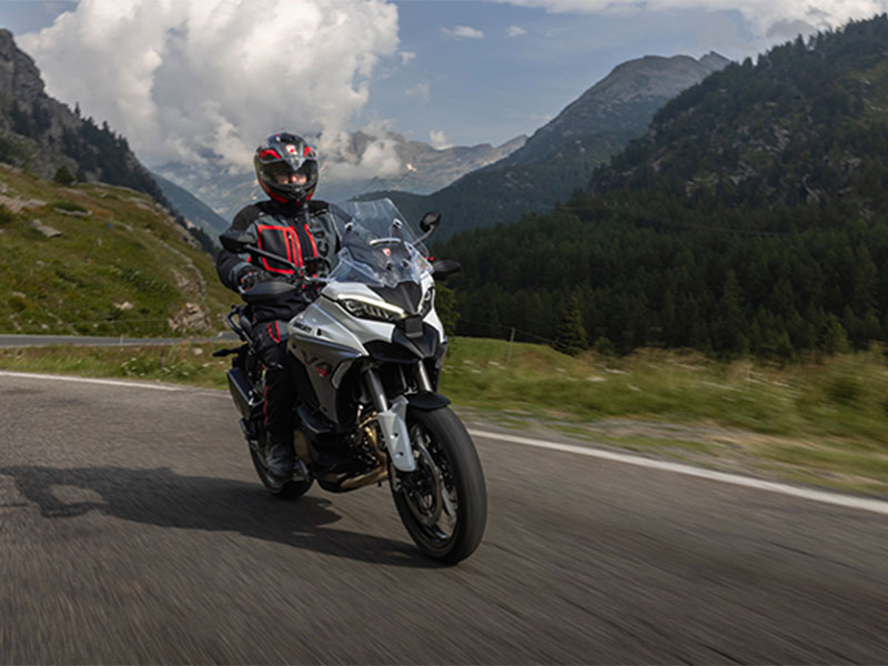 2025 Ducati Multistrada V4 S Travel & Radar in Portland, Oregon - Photo 18