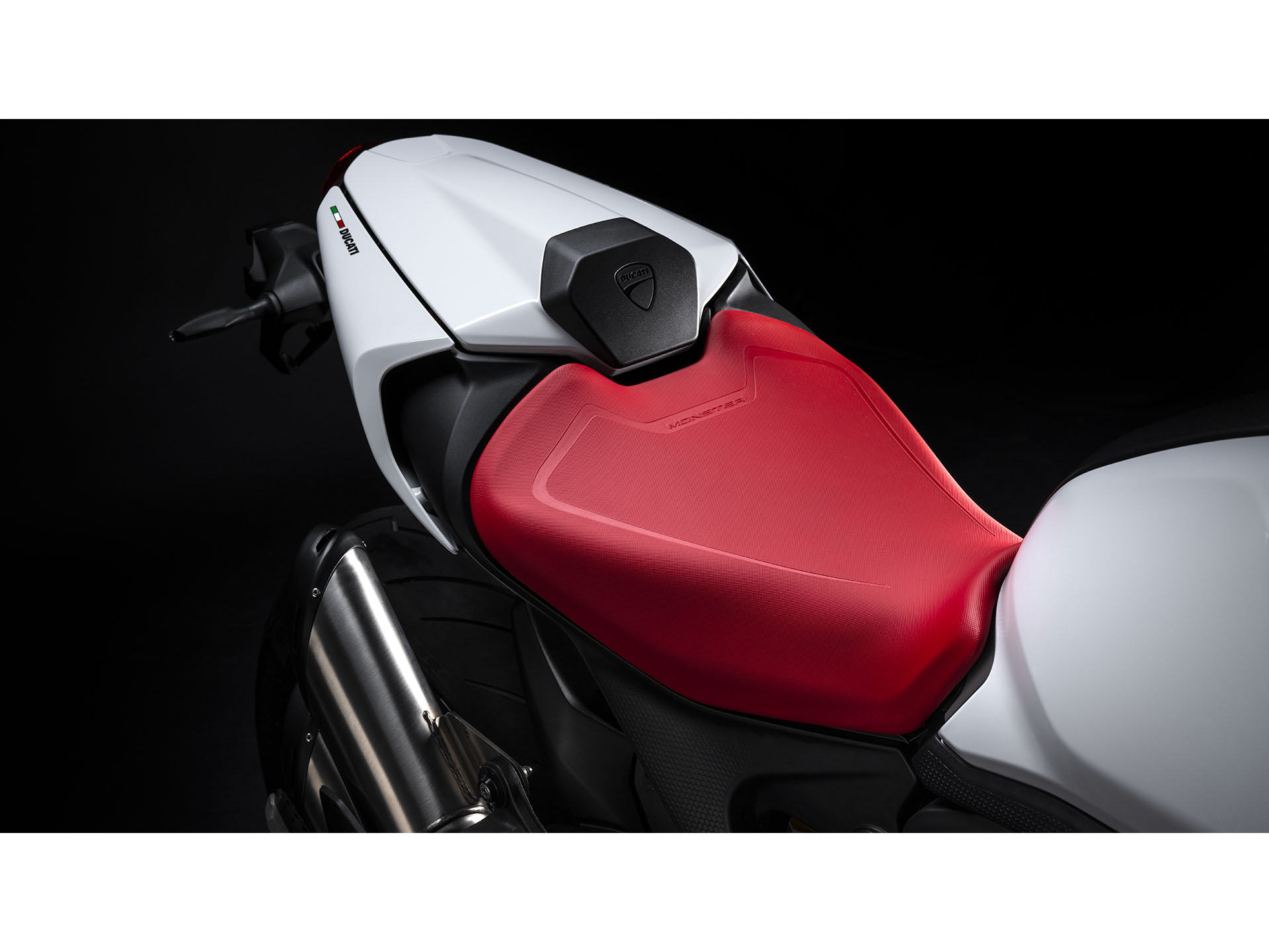 2025 Ducati Monster + in Portland, Oregon - Photo 5