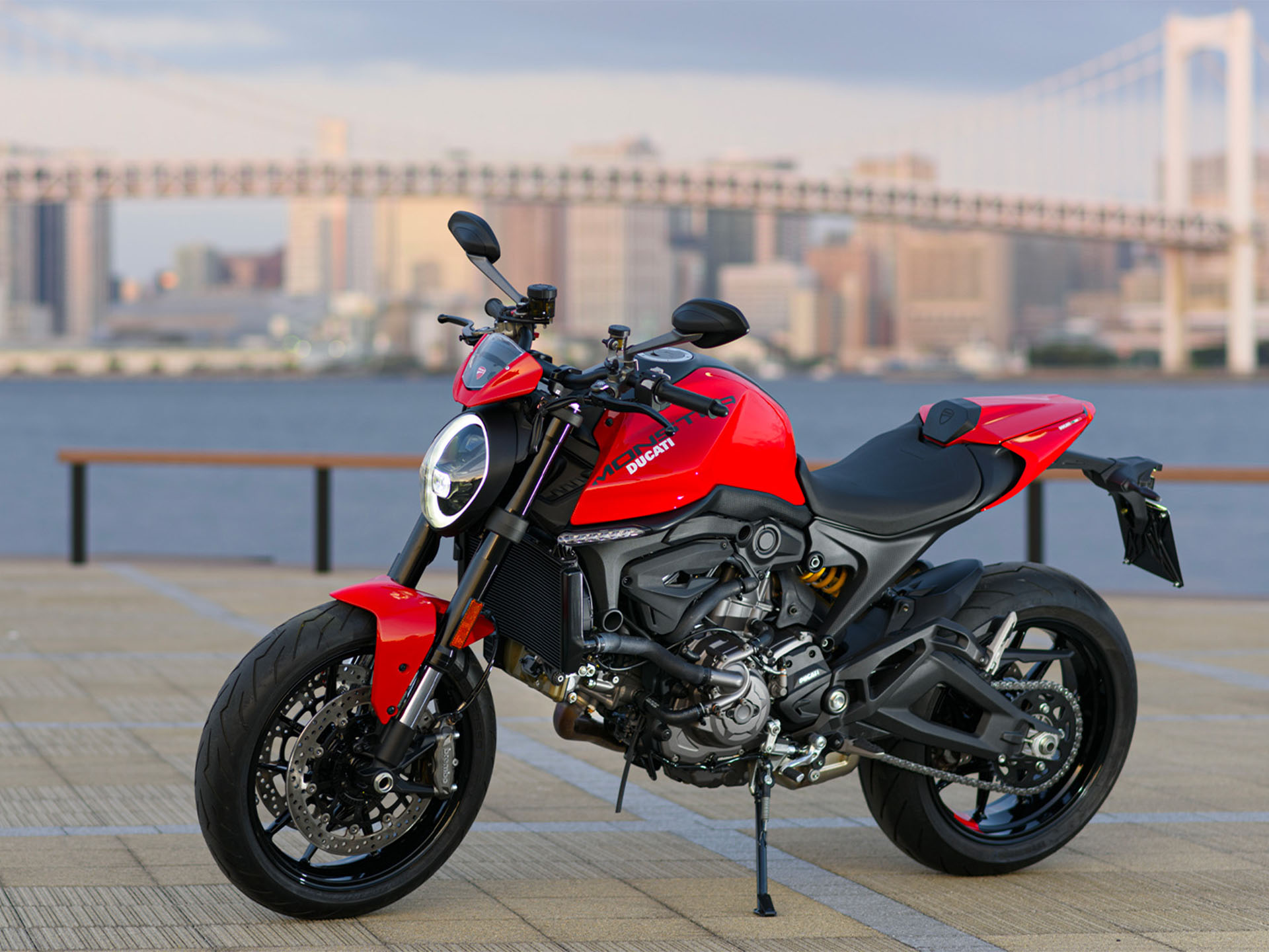2025 Ducati Monster + in Portland, Oregon - Photo 10