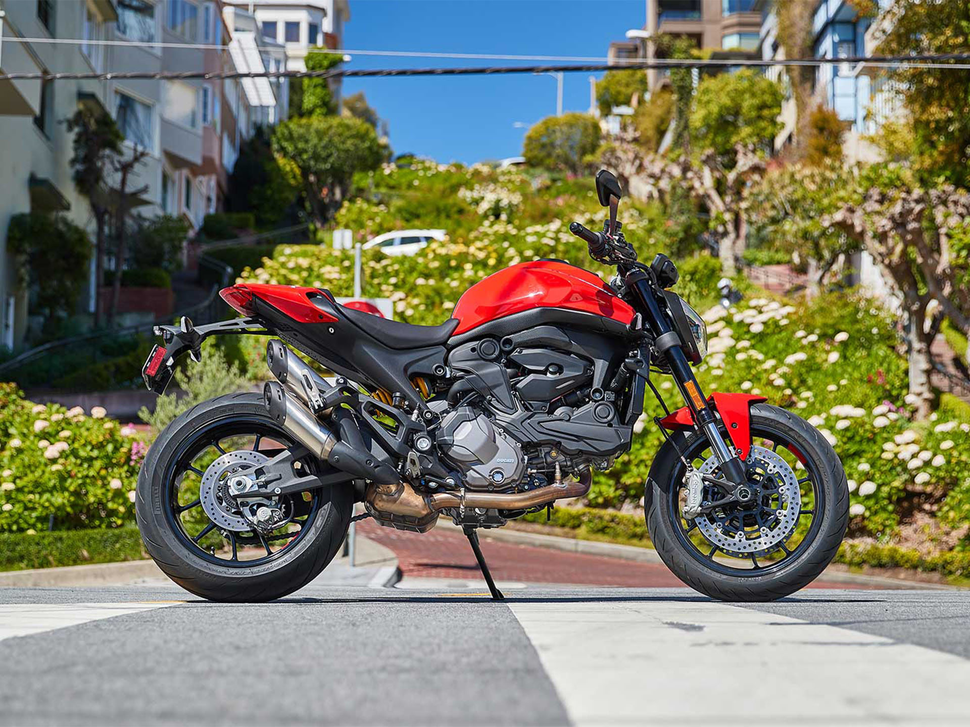 2025 Ducati Monster + in Portland, Oregon - Photo 14