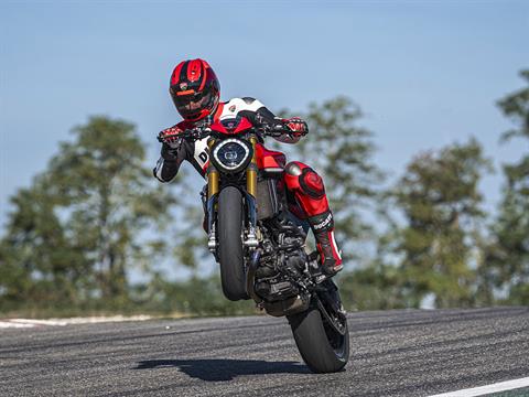 2025 Ducati Monster SP in Portland, Oregon - Photo 16