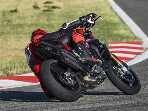2025 Ducati Monster SP in Portland, Oregon - Photo 17