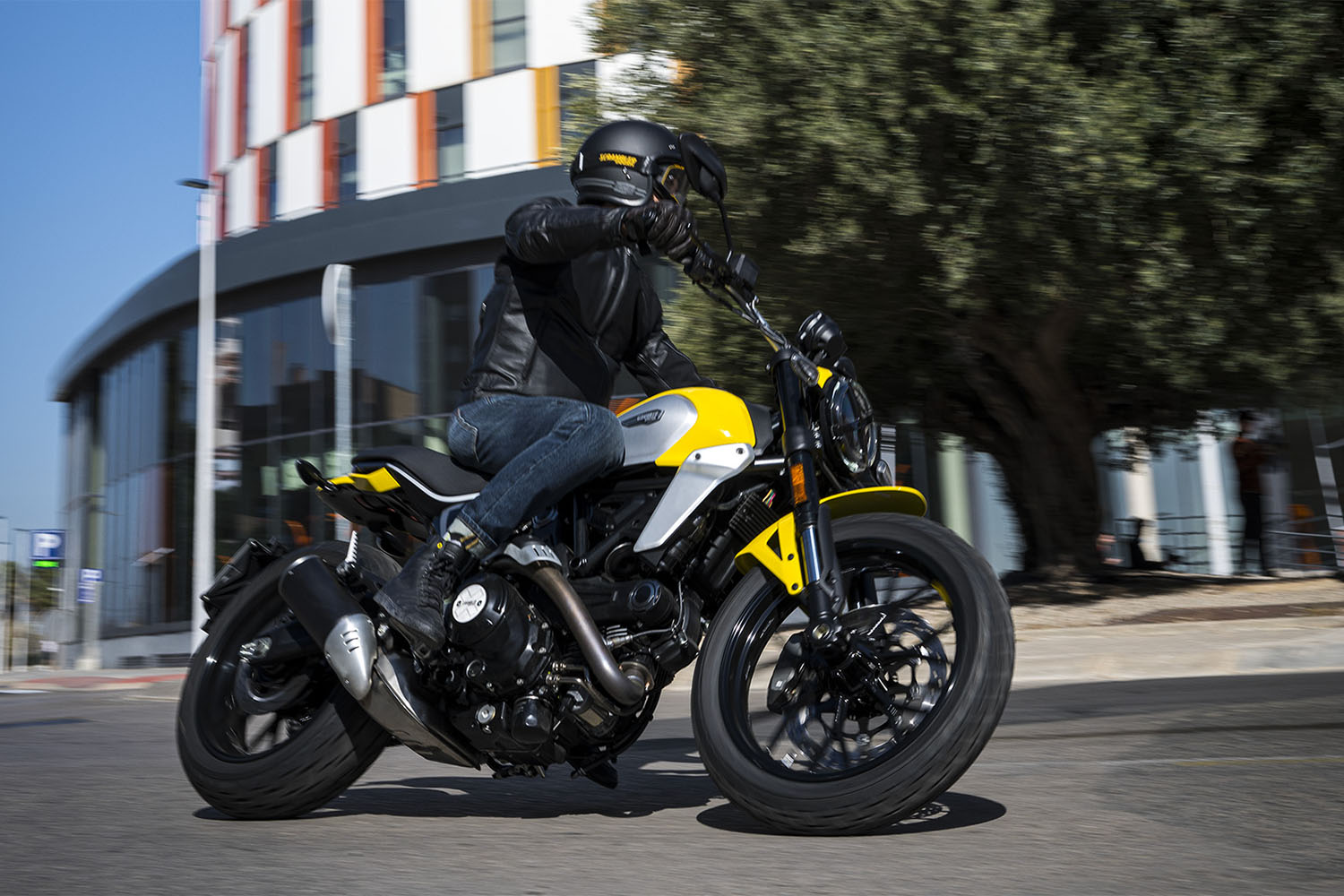 2025 Ducati Scrambler Icon in Foxboro, Massachusetts - Photo 11
