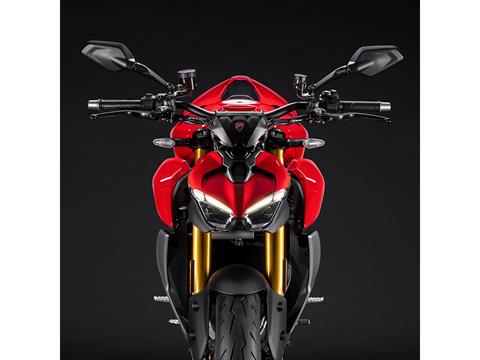 2025 Ducati Streetfighter V2 in Portland, Oregon - Photo 10