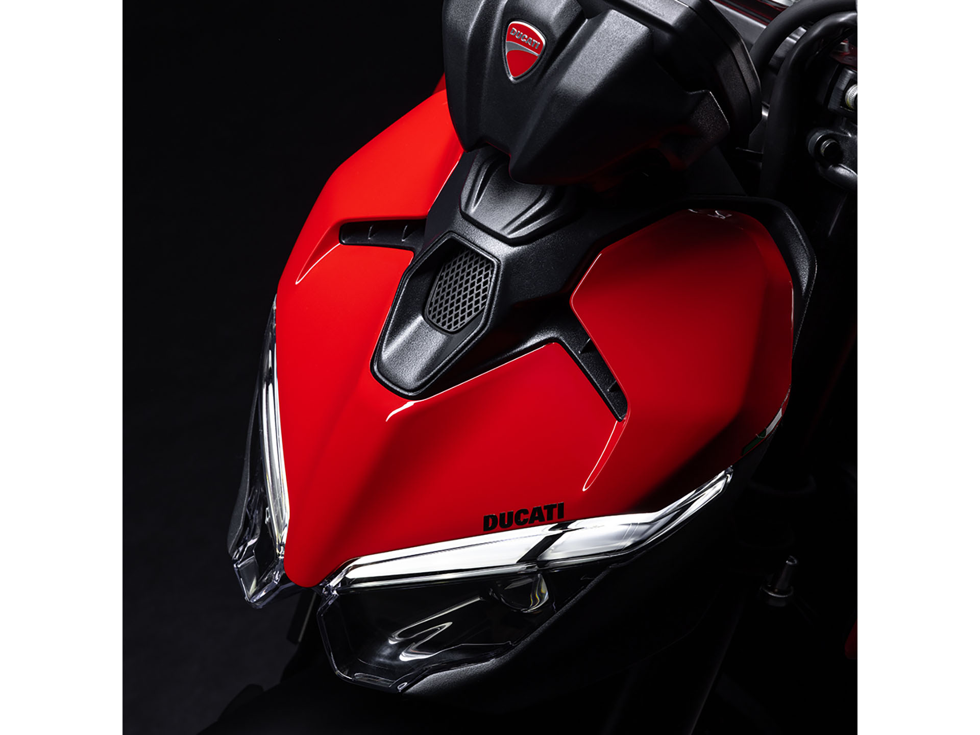 2025 Ducati Streetfighter V2 in Portland, Oregon - Photo 12