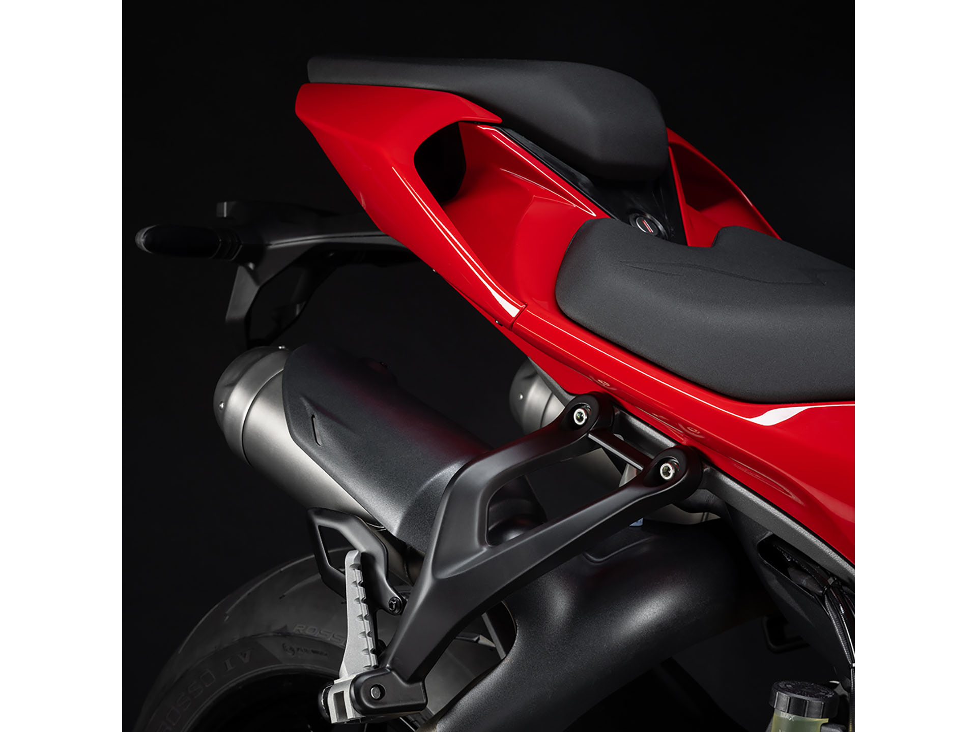 2025 Ducati Streetfighter V2 in Portland, Oregon - Photo 15