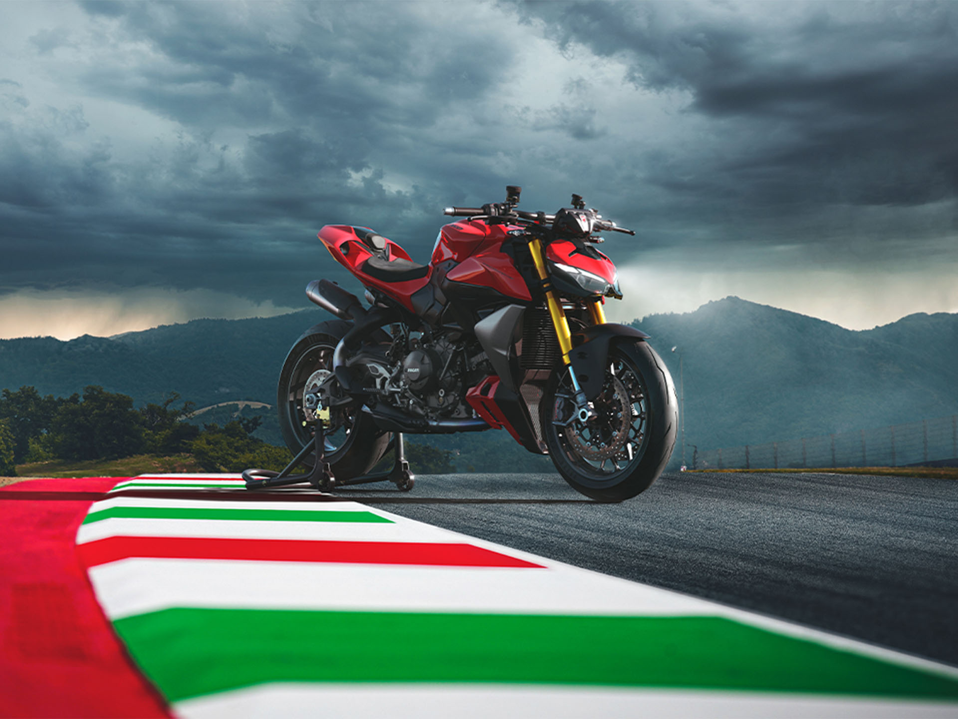 2025 Ducati Streetfighter V2 in Portland, Oregon - Photo 17