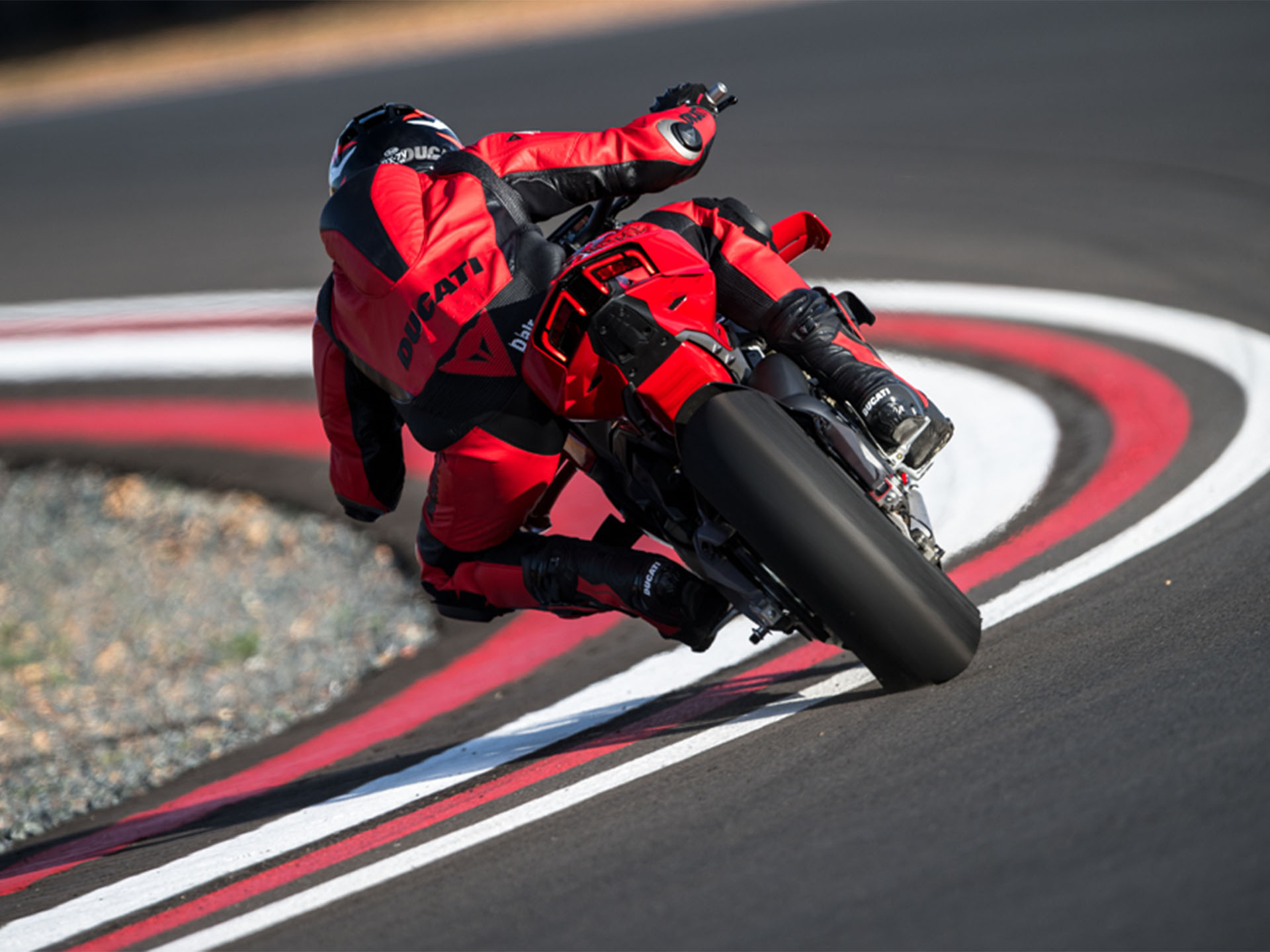 2025 Ducati Streetfighter V4 S in Portland, Oregon - Photo 18