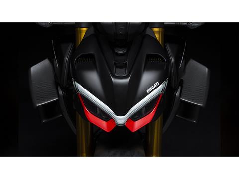 2025 Ducati Streetfighter V4 SP2 in Foxboro, Massachusetts - Photo 9