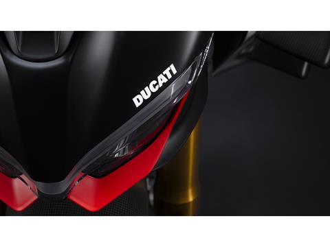 2025 Ducati Streetfighter V4 SP2 in Foxboro, Massachusetts - Photo 10