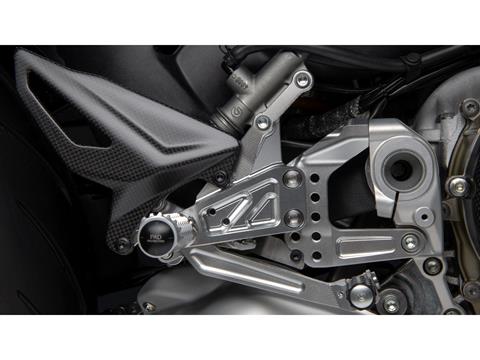 2025 Ducati Streetfighter V4 SP2 in Foxboro, Massachusetts - Photo 15