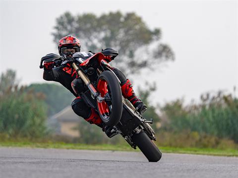 2025 Ducati Hypermotard 698 Mono RVE in Foxboro, Massachusetts - Photo 11