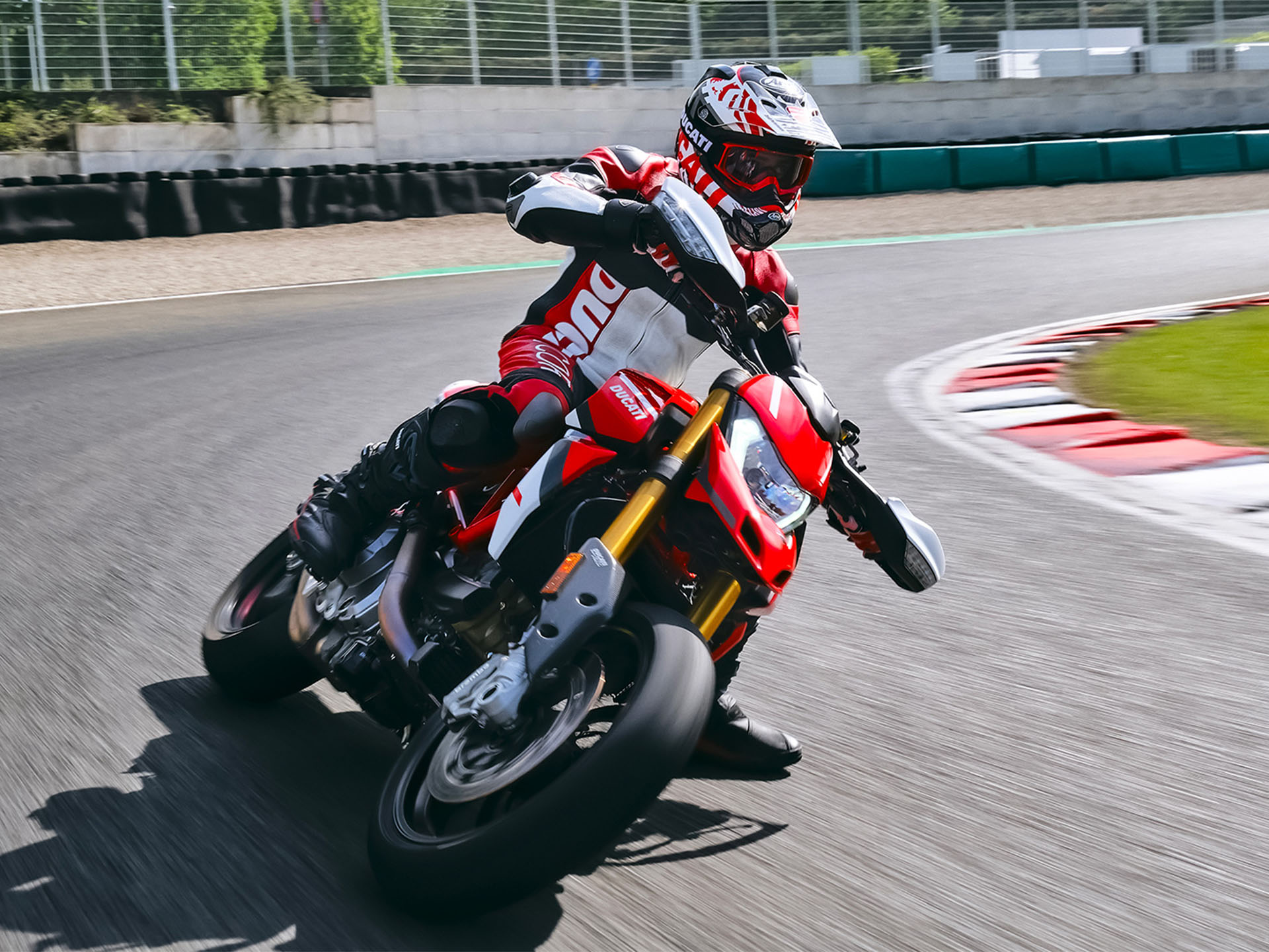 2025 Ducati Hypermotard 950 SP in Portland, Oregon - Photo 5