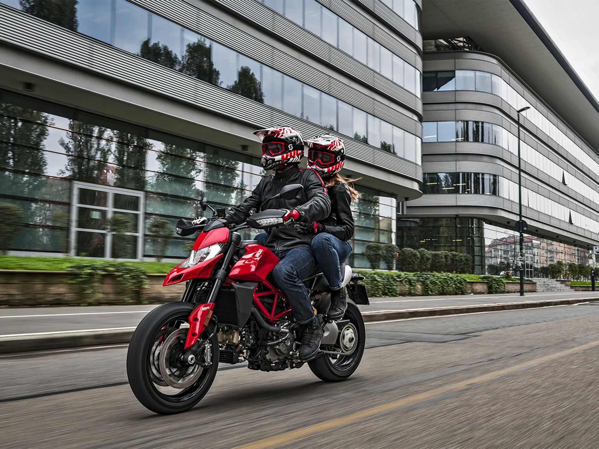2025 Ducati Hypermotard 950 in Portland, Oregon - Photo 8
