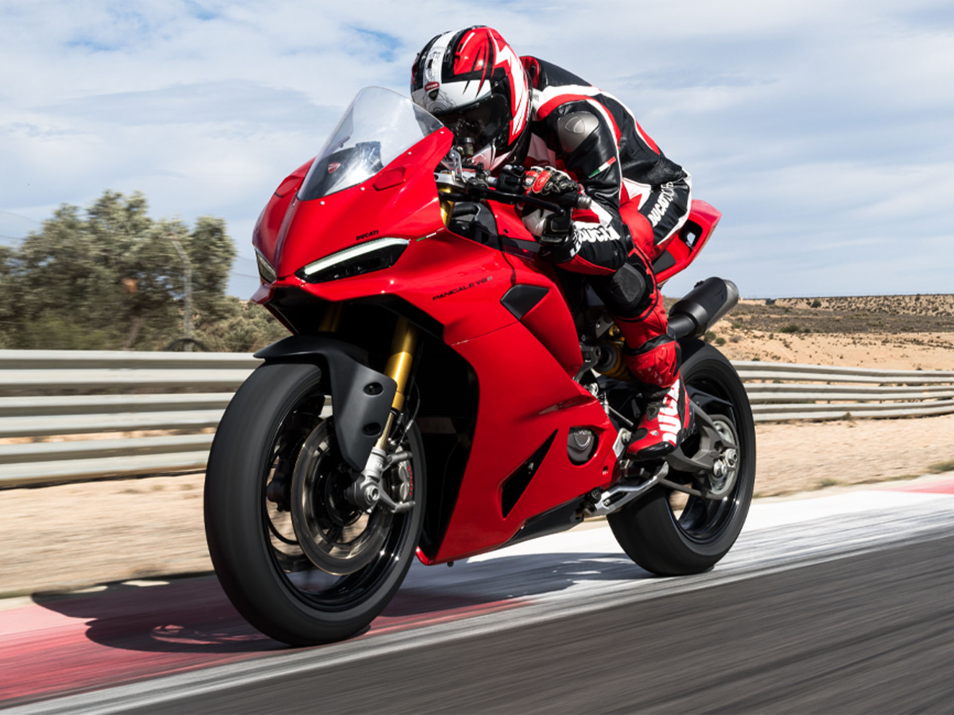 2025 Ducati Panigale V2 in Portland, Oregon - Photo 13