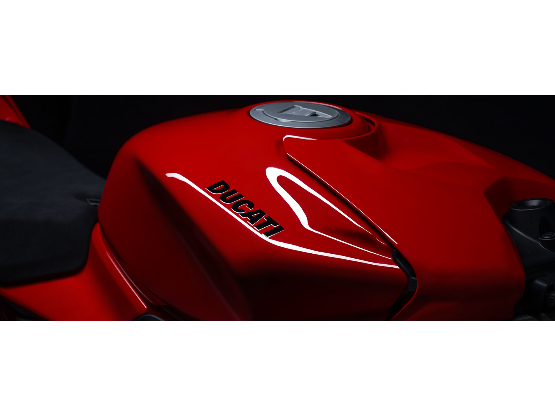 2025 Ducati Panigale V4 in Portland, Oregon - Photo 8