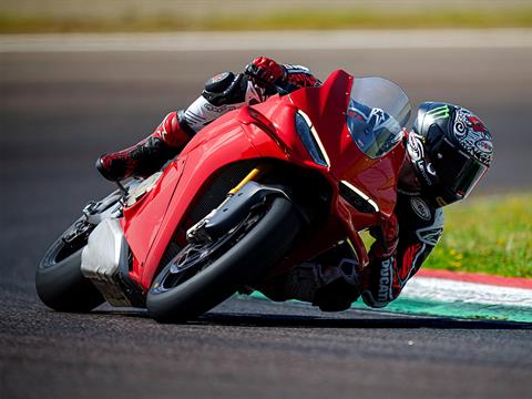 2025 Ducati Panigale V4 in Portland, Oregon - Photo 10