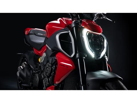 2026 Ducati Diavel V4 in Foxboro, Massachusetts - Photo 11