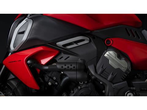 2026 Ducati Diavel V4 in Foxboro, Massachusetts - Photo 12