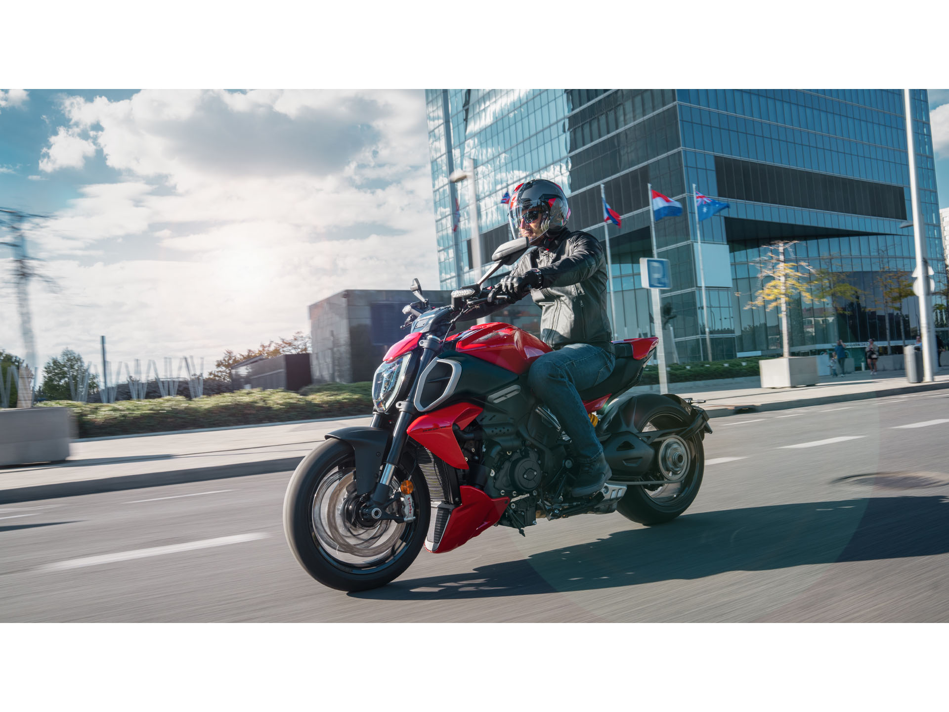 2026 Ducati Diavel V4 in Foxboro, Massachusetts - Photo 15