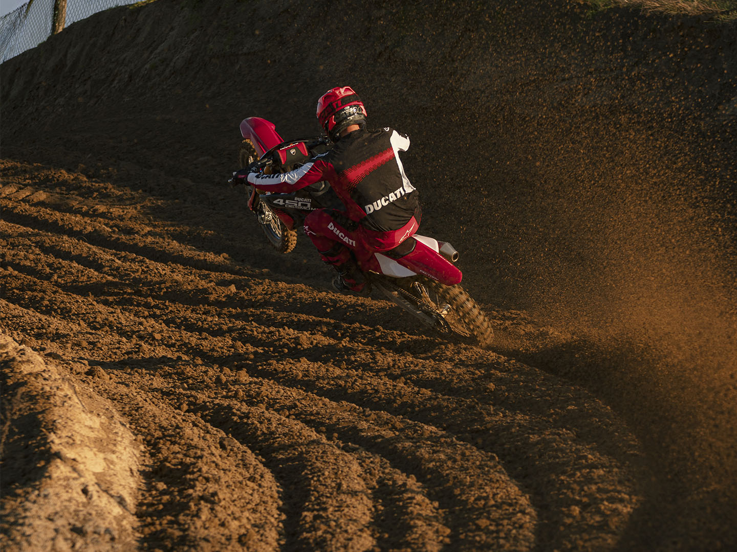 2026 Ducati Desmo450 MX Factory in Portland, Oregon - Photo 17