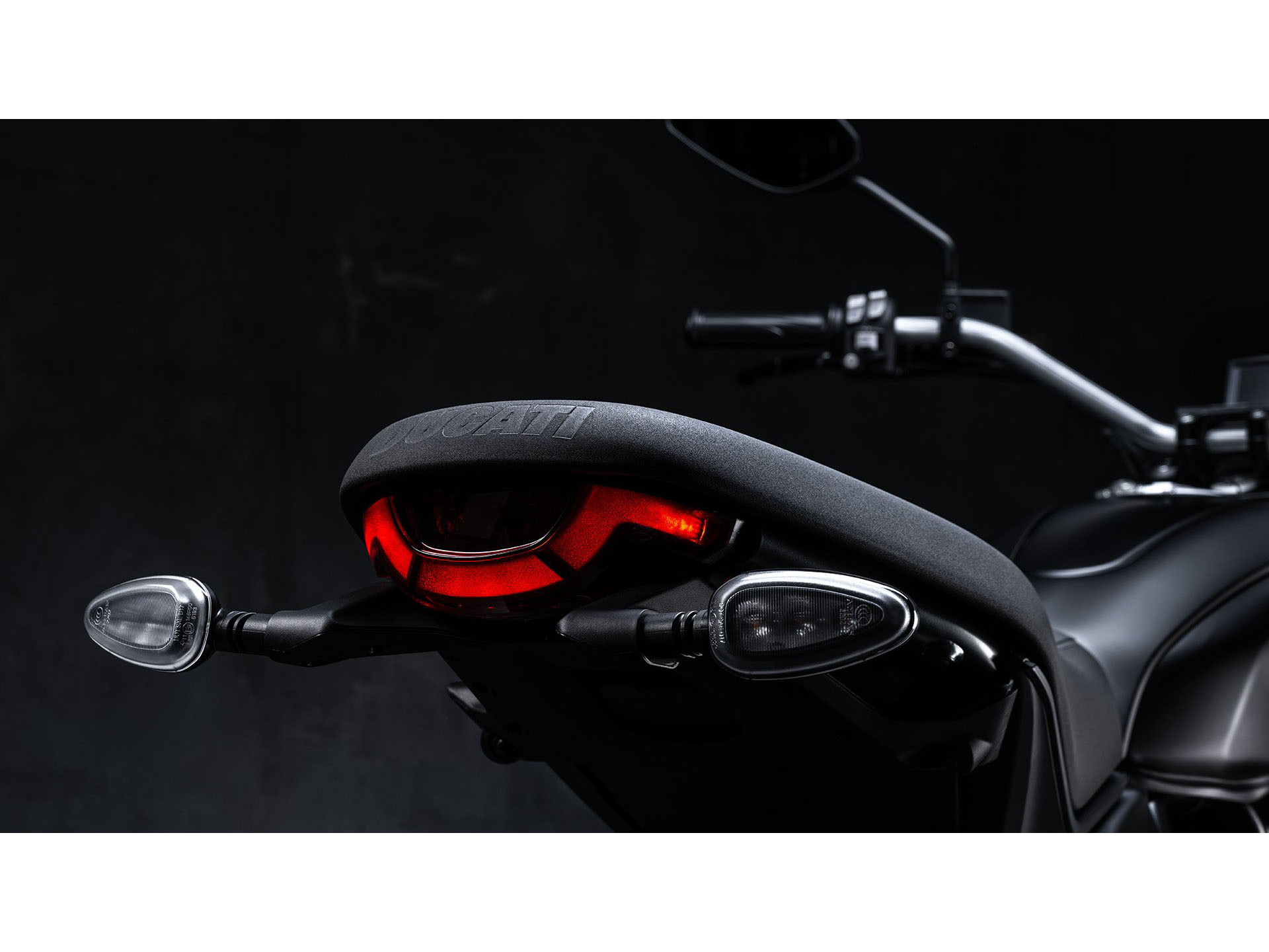 2026 Ducati Scrambler Icon Dark in Foxboro, Massachusetts - Photo 15